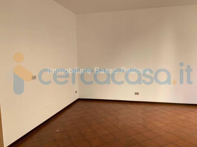 Appartamento Trilocale in affitto in Via Sant'andrea, Padova