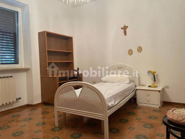 Appartamento via Madonna Carceri 27, Centro, Camerino