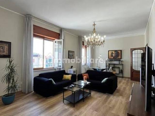 Appartamento via Mario Fiore 24, Arenella, Napoli