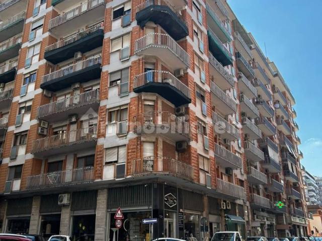 Appartamento via Medaglie d'Oro 15, Italia Montegranaro, Taranto
