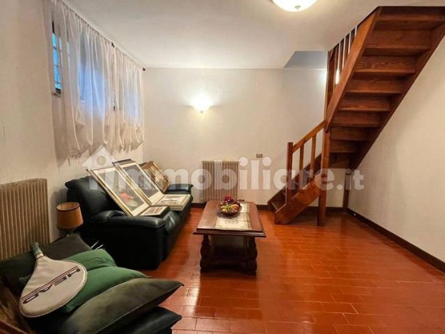 Appartamento via Obba, Centro, Gallio