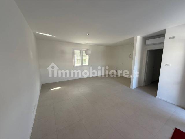 Appartamento via Archimede, Dosson, Casier
