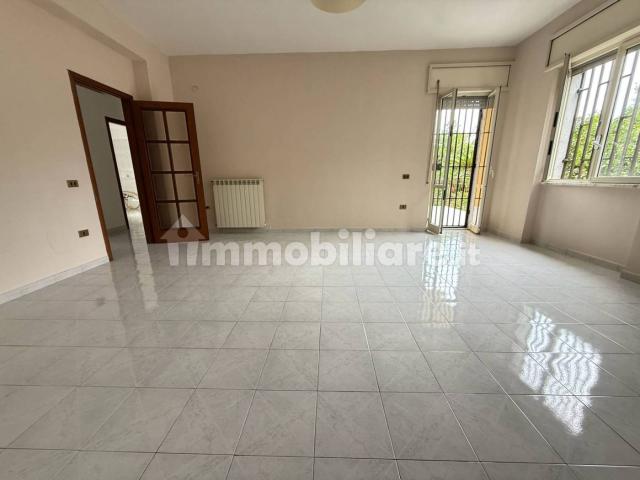 Appartamento via Assunta 46, Falciano, Caserta