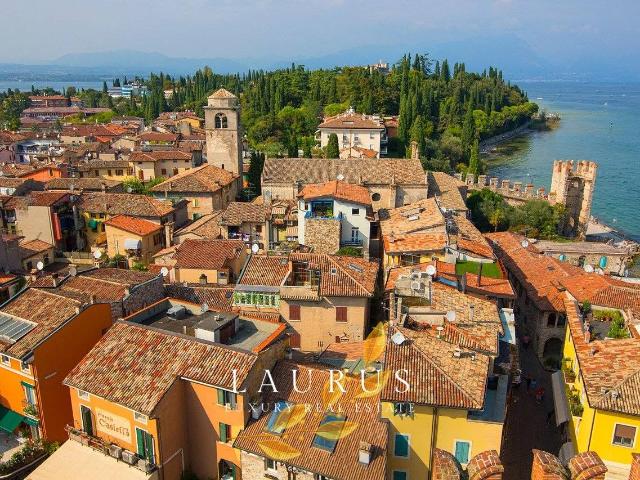 Appartamento via Benaco, Centro, Sirmione