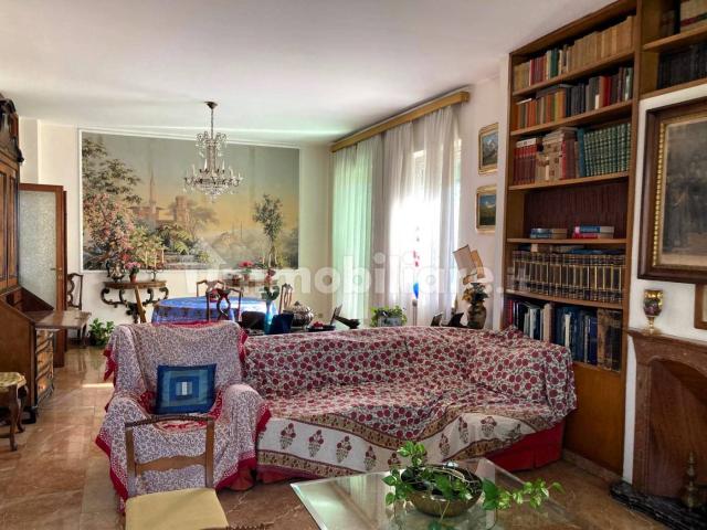 Appartamento via Benedetto Cairoli 32, Centro, Vigevano