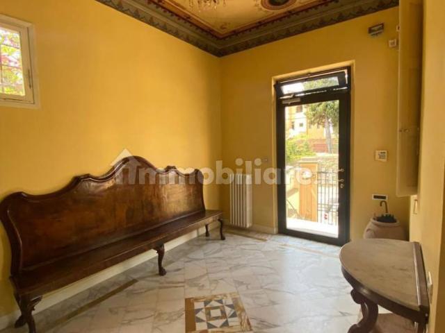 Appartamento via Bolognese, Bolognese, Firenze