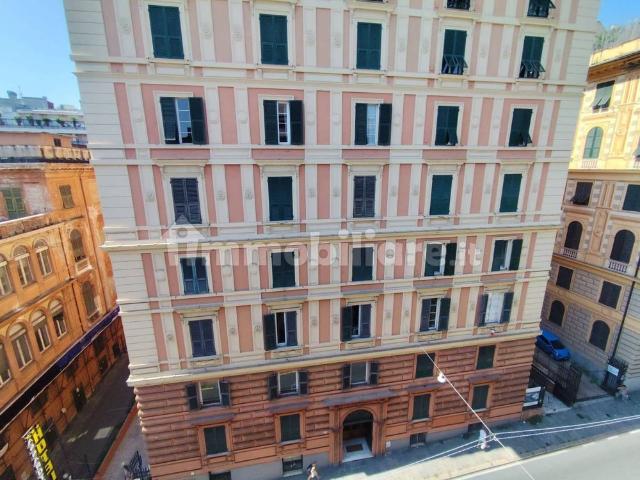 Appartamento via Curtatone, Manin, Genova