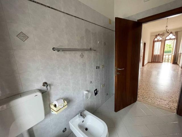 Appartamento via Cesare Battisti 47, Centro, Porto Viro