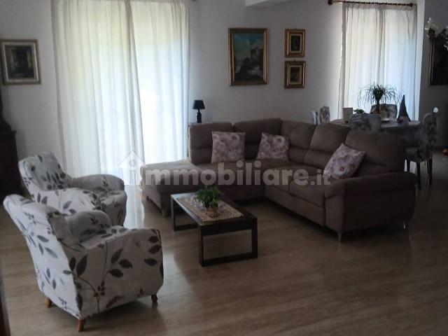 Appartamento via Cescole, Centro, Itri
