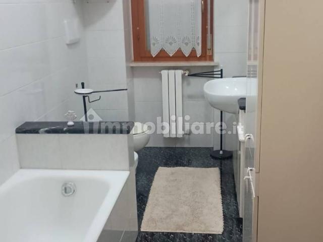 Appartamento via Cosenza, Centro, Matera