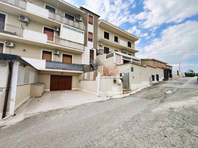 Appartamento via delle Viole, 22, San Leone, Villaseta, Villaggio, Agrigento