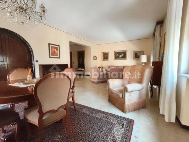 Appartamento via Emanuele Notarbartolo 31, Notarbartolo Sciuti, Palermo