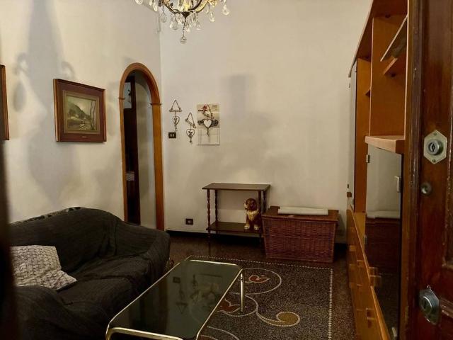 Appartamento via Fabrizio del Carretto, Sestri Ponente, Genova