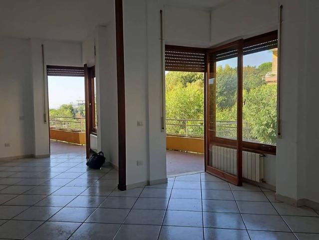 Appartamento via Francesco Petrarca 93, Posillipo, Napoli