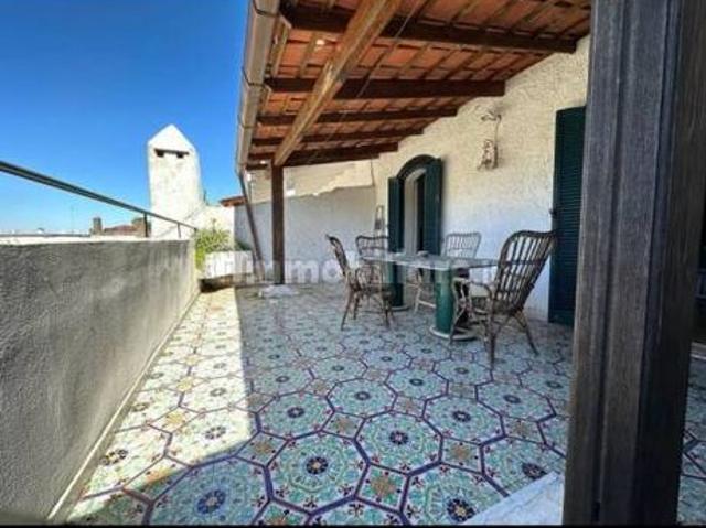 Appartamento via G. Casciaro 59, Centro, Ischia