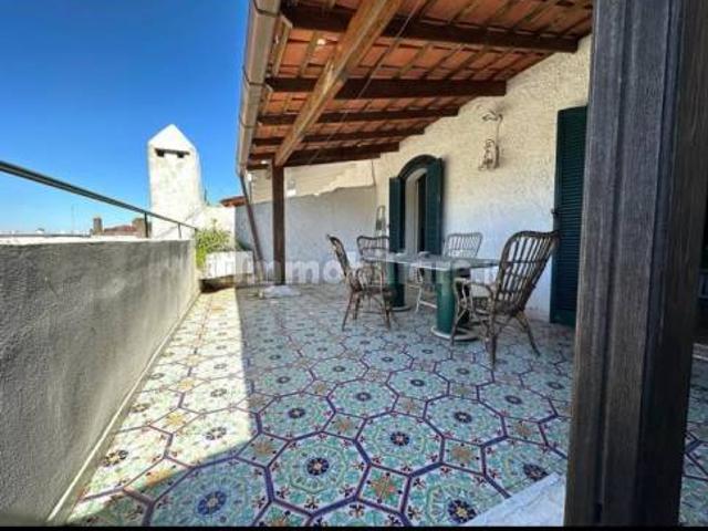 Appartamento via G. Casciaro 59, Centro, Ischia