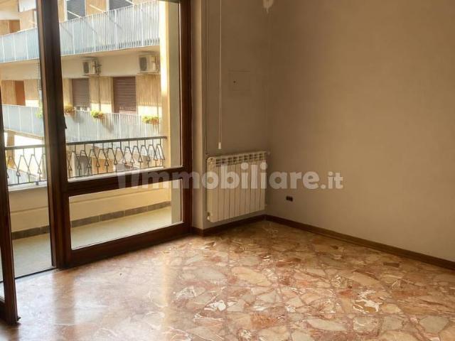 Appartamento via Galileo Galilei 16, Centro Storico Corso Trieste, Caserta