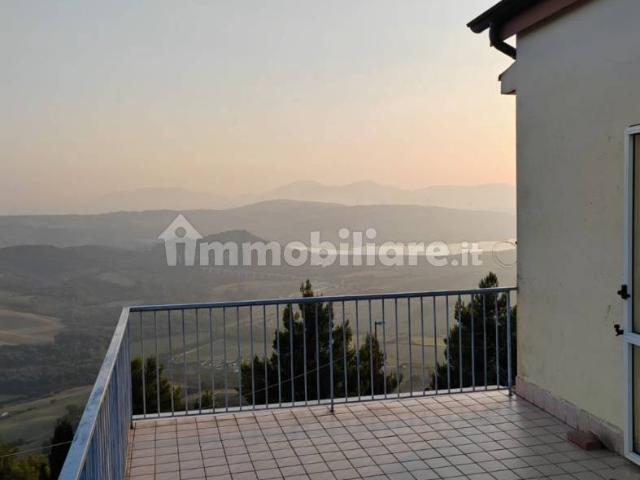 Appartamento via Irpino snc, Cairano