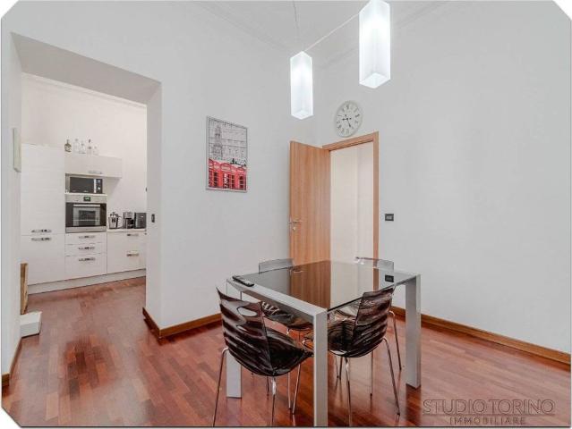 Appartamento via Luigi Lagrange 10, Via Roma, Torino