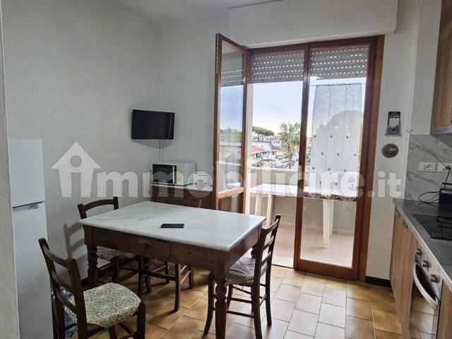 Appartamento via Lauro De Bosis, Darsena Ex Campo di Aviazione, Viareggio