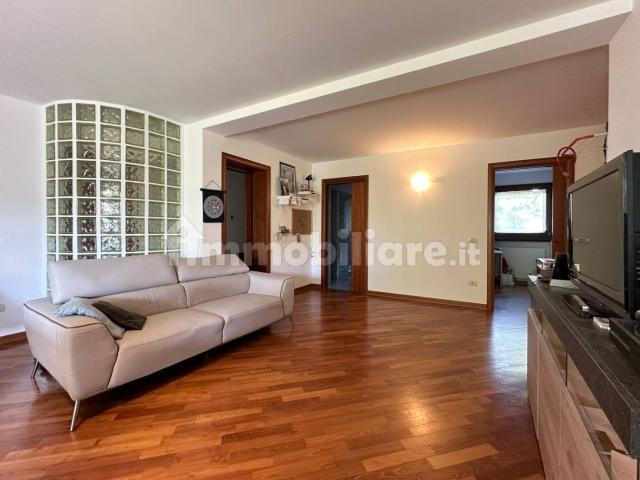 Appartamento via Pinerolo 17, Ospedale, Udine
