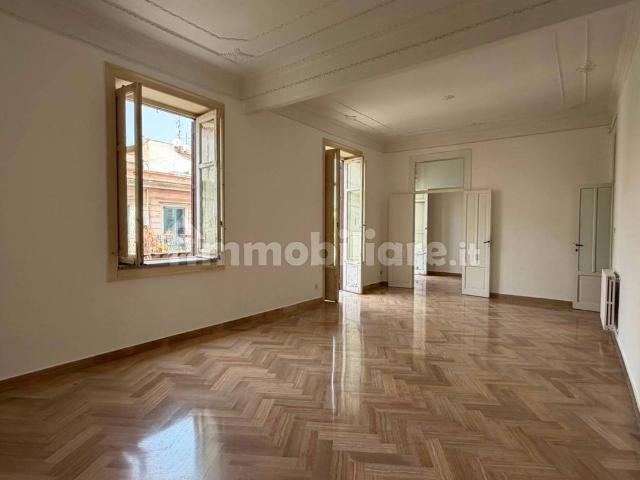 Appartamento via Quintino Sella 48, Borgo Vecchio, Palermo