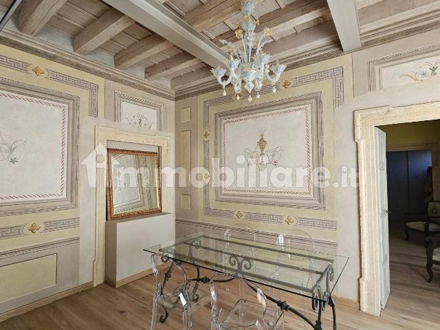 Appartamento via Roma 3, Centro, Tregnago