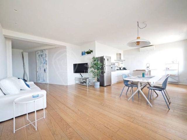 Appartamento via Santorre Santarosa, Centro, Civitanova Marche