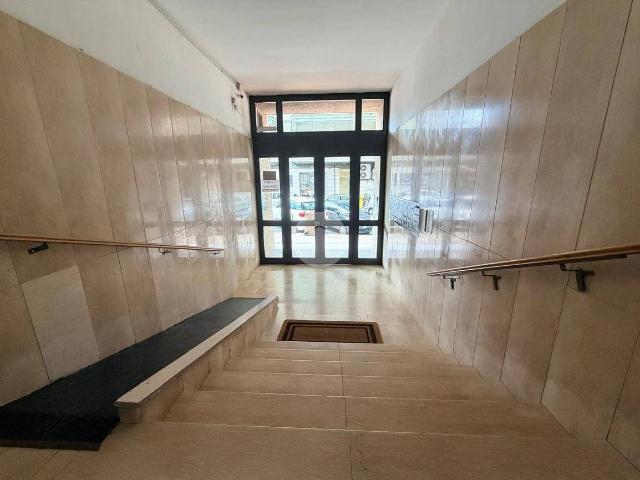 Appartamento via Talete Di Mileto 4, Pianura, Napoli