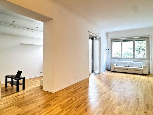 Appartamento via Teodosio Macrobio 19, Balduina, Roma