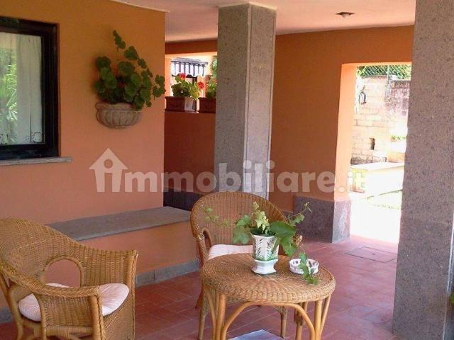 Appartamento via Tiberina, Riano