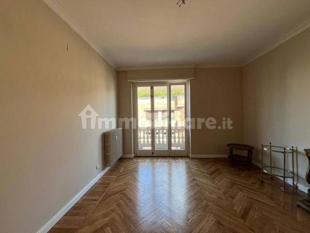 Appartamento via Valeggio 26, Crocetta, Torino