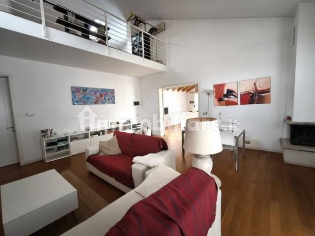 Appartamento via Venticinque Aprile, Centro, Abano Terme