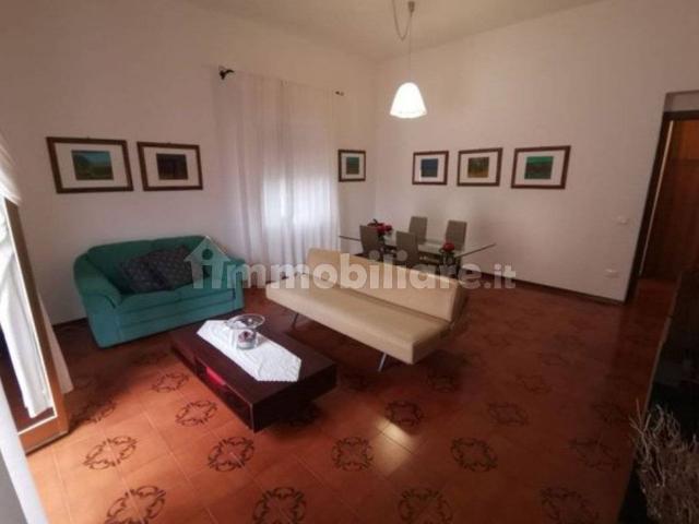 Appartamento viale Giunone, Mondello Valdesi, Palermo