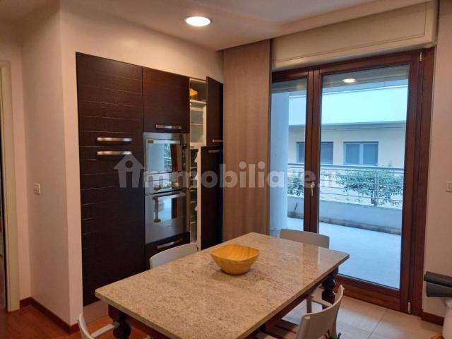 Appartamento viale Edmondo De Amicis, Piazza Salotto Corso Umberto, Pescara