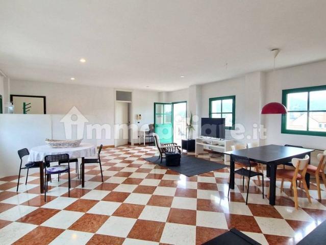 Appartamento viale Fiume, Semicentro, Este