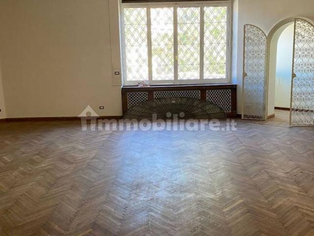 Appartamento viale Regina Margherita, Salario Porta Pia, Roma