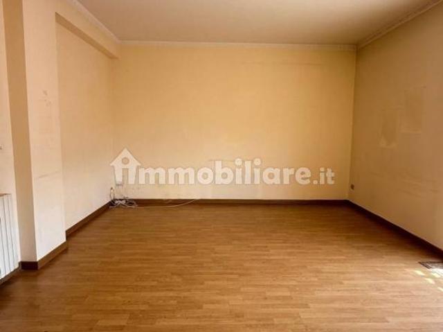 Appartamento viale Regina Elena 49, Piazza Salotto Corso Umberto, Pescara