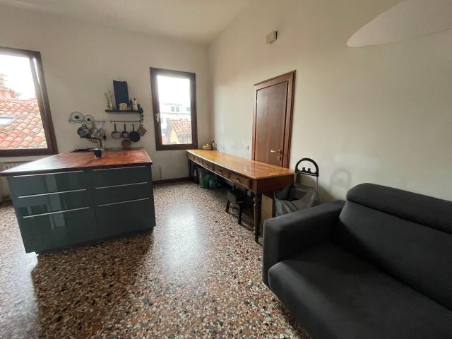 appartamento vicono a Rialto 75 mq
