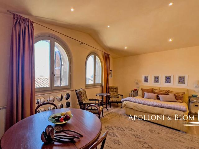 Appartamento vista sui tetti e lago, Città della Pieve 69m² Città della Pieve