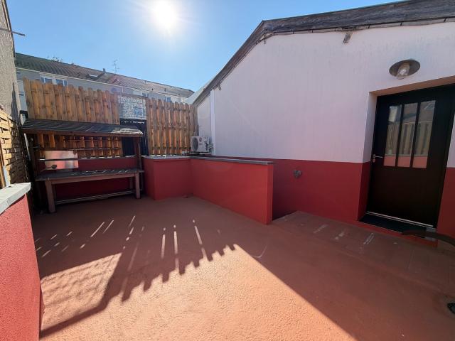 MAISON / APPARTEMENT 4P TERRASSE 3 CHAMBRES PARKING