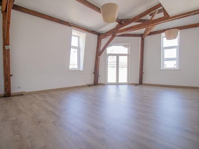 Appartement2 chambres à 7130 Binche  Loyer: 725 € / mois