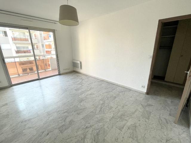 Appartement, 40 m² 2 pièces, en location à Montpellier 680 € par mois