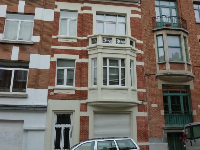 Appartement 42 m² Rue Commandant Ponthier, à Etterbeek
