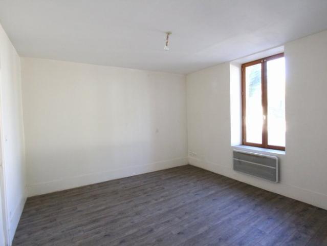 Appartement 47 m² 2 Pièces Sancergues 18140