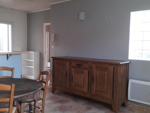 Appartement 49 m² 2 Pièces Châteauneuf De Gadagne 84470