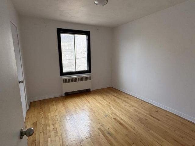 Appartement 4½ à louer – 2290 rue Sherbrooke Est – 1 650 $/mois