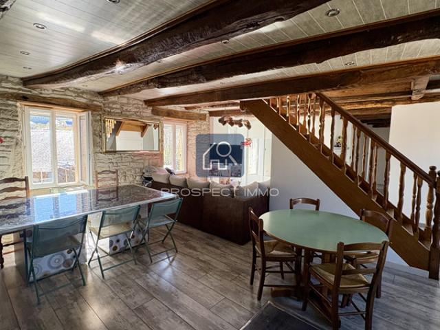 Appartement 4 chambres 117 m2 à Laissac