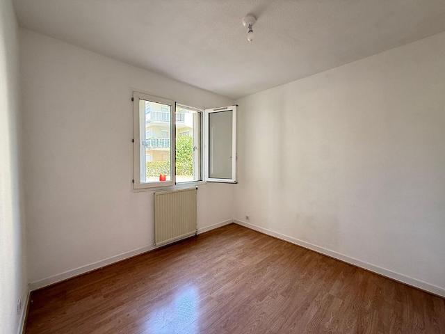 Appartement 4 pi�ces Jardin CHATOU 2 place de parking