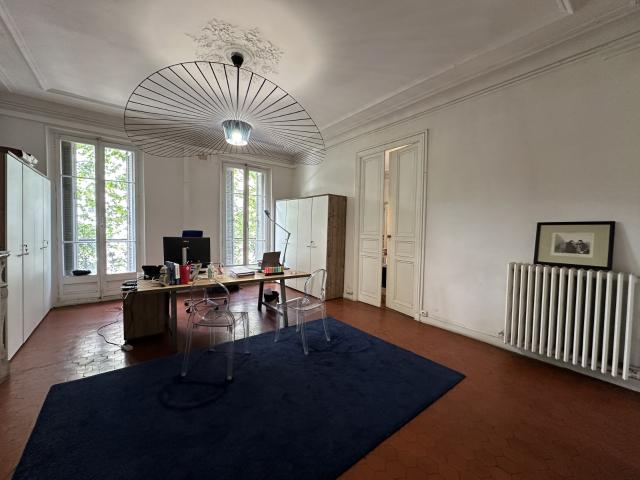 Appartement 4 pièce s 3 chambre s 131.7 m²
